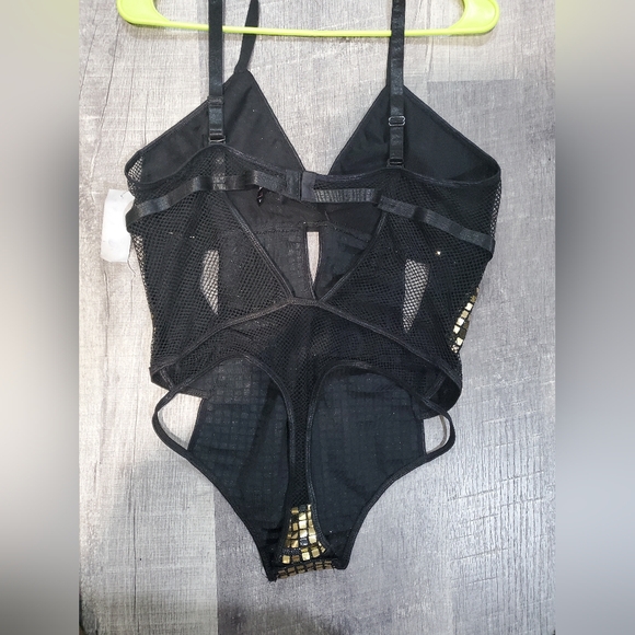 Ladies intimates  body suite - Picture 4 of 6